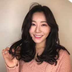 -ON STAR SALON