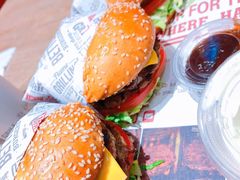 -The Habit Burger Grill 哈比特汉堡(爱琴海店)