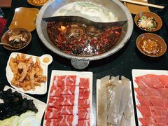 菌汤麻辣鸳鸯锅-宽板凳老灶火锅(南礼士路店)
