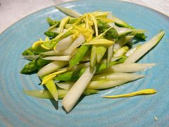 松露酱炒鲜芦笋-鹿港小镇(霄云店)