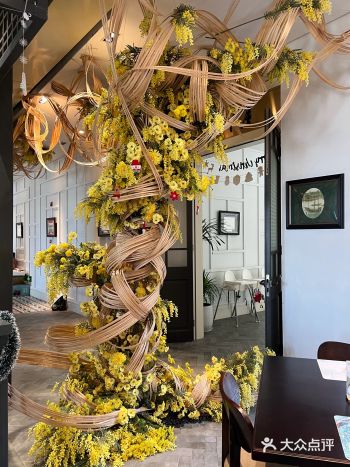 想要圣诞氛围感但这家Bistro直接给了欧洲度假感