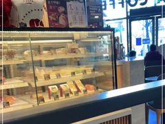 面包甜点陈列柜-COSTA COFFEE(成都来福士店)