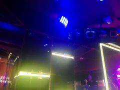 -温莎KTV(珠江路店)