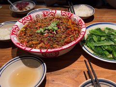 -泥糊破店小酒馆·团建聚餐(南京西路店)