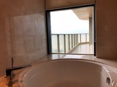 -舟山希尔顿酒店