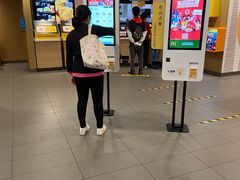 -麦当劳(民盈·国贸城店)