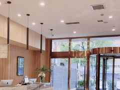 -西安大雁塔科技大学地铁站亚朵酒店