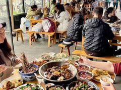 -大众跷脚牛肉馆·非遗传承单位(峨眉山店)