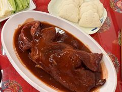 红烩整猪脸-玉华台饭庄(裕中西里小区店)