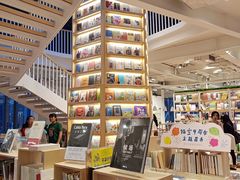-猫的天空之城概念书店(北戴河蔚蓝海岸店)