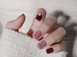 -Pink You美甲美睫纹绣定制中心