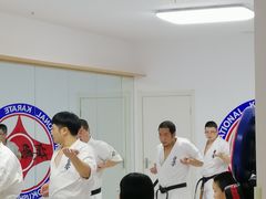 -极真空手道疾风道场(虹口凉城店)