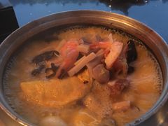-铜锣湾·有麝自然香(重庆新天地店)