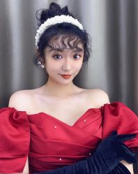 点击看大图 -爱伊人婚纱礼服美妆馆