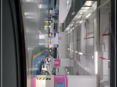 -新世界新丸中心-地下停车场