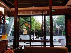 -滴水·湘逢(南汇大学城生活广场店)