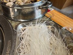 -锅老头海鲜铁锅炖