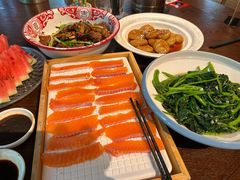 -二厨·吊桥小院·脆皮烧鸡公·本地农家菜(沿江西路店)