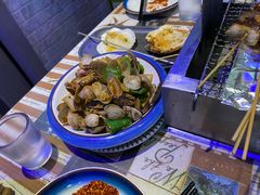 -沪上名羊天下碳烤羊腿•东北烧烤•小龙虾(浦东直营总店)