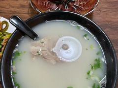 -万红路羊汤烧饼店(将台路店)