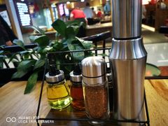 -怪噜范·老贵阳街头名小吃(鸿通城店)