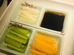 -韵秋荷(宝山龙湖天街店)