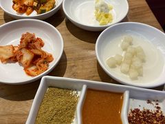 餐前小菜-釜山火炉韩式炭火烤肉(欧洲城店)