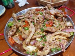 -休记光头香辣蟹干锅(绵竹店)