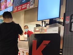 -肯德基(嘉善路地铁站店)