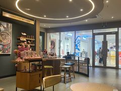 -星巴克臻选(南京金茂览秀城店)