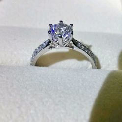 -威德钻石-克拉钻大本营(南京东路店)