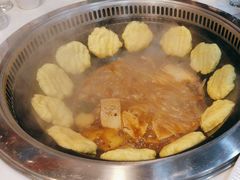 -哈尔滨烧烤·山河村铁锅炖(交大店)