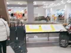 -BIGOFFS 超级折扣(仁恒伊势丹店)