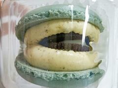 鹿卡龙-瑞幸咖啡(创兆广场店)