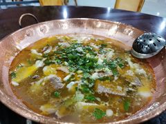 -朝伟清真铜瓢牛肉馆(三十年老·店)