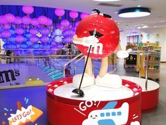 -m豆巧克力世界(上海世茂广场店)