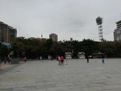 -英雄广场
