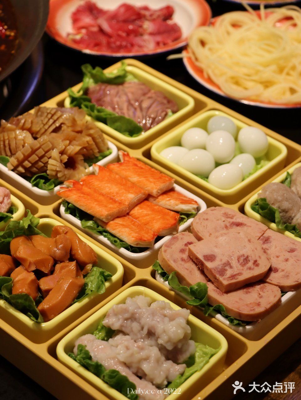 8款甜品+20款小吃随便吃|这家火锅，我爱了