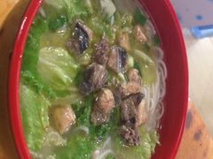 -正宗李家土鸡米线店