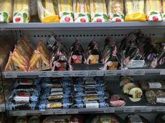 -全家便利店(东直门店)