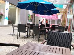 露天位-DQ·蛋糕·冰淇淋(大宁国际商业广场店)