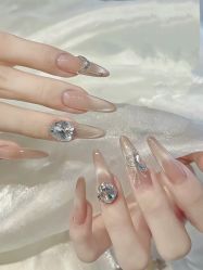 -柚米·Um美甲美睫