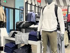 -王府井奥莱临潼小镇(临潼店)