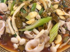 -老来福·非遗酸汤兔(凯旋路店)