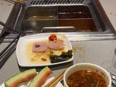 -海底捞火锅(曹安公路店)