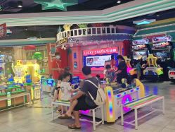 -LuckyStar幸运星家庭娱乐中心(东莞国贸店)