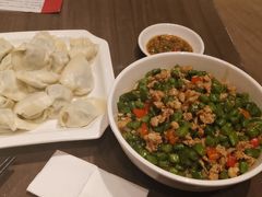 豆角肉酱手擀面-松花湖水饺(新濠天地店)