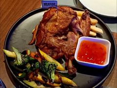 嫩烤三黄鸡（半只）-Ambra Haus琥珀屋精酿餐厅(宝山店)