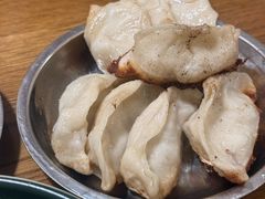 -黄阿姨锅贴大王(万航渡路店)