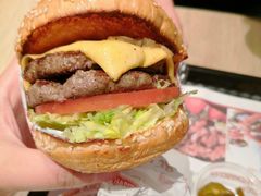 -The Habit Burger Grill 哈比特汉堡(复兴soho店)